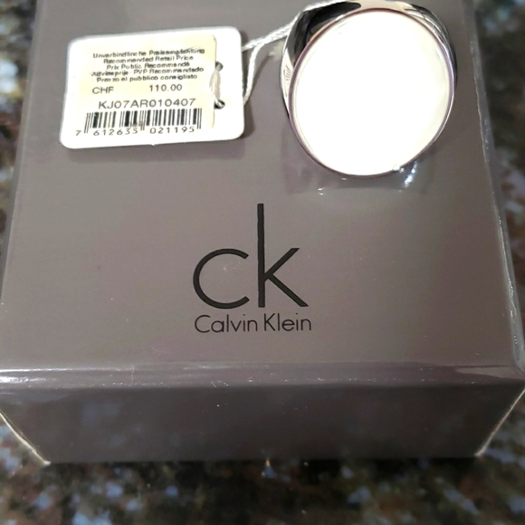 Calvin Klein ring - Picture 3 of 4